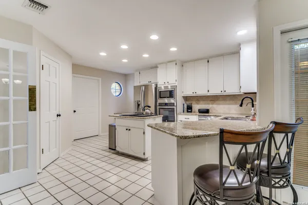 $2,800 | 1718 Eagle Meadow, San Antonio, TX 78248