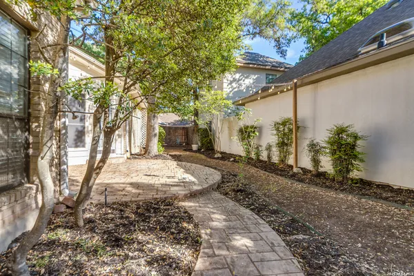 $2,800 | 1718 Eagle Meadow, San Antonio, TX 78248