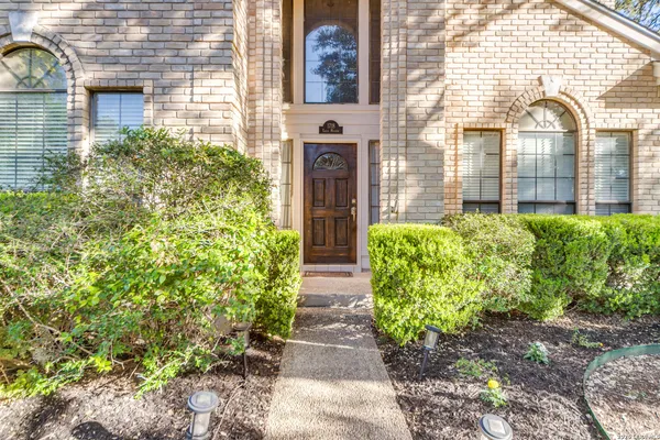 $2,800 | 1718 Eagle Meadow, San Antonio, TX 78248