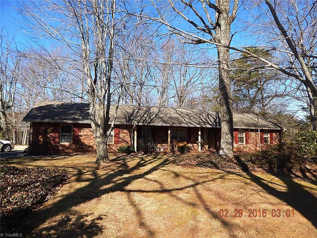 433 Hartgrove Road King, NC 27021 - Photo 14 of 26 Front view of 433 Hartgrove Road