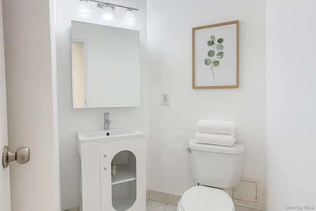 $3,500 | 4 Martine Avenue, Unit 416, White Plains, NY 10606