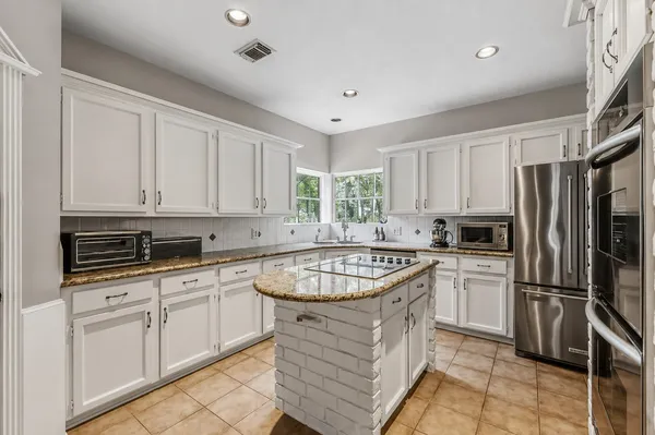$625,000 | 34 West Placid Hill Circle, The Woodlands, TX 77381