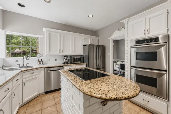 $625,000 | 34 West Placid Hill Circle, The Woodlands, TX 77381