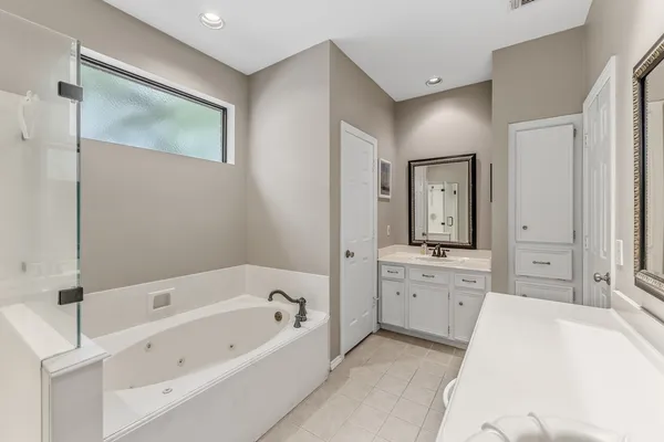 $625,000 | 34 West Placid Hill Circle, The Woodlands, TX 77381