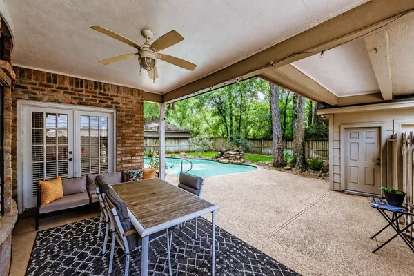 $625,000 | 34 West Placid Hill Circle, The Woodlands, TX 77381