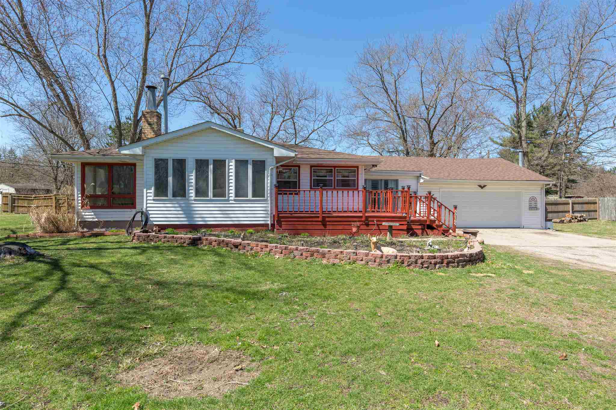 55155 Sundown Road South Bend, IN 46628 - Photo 1 of 36 Gallery Image 1