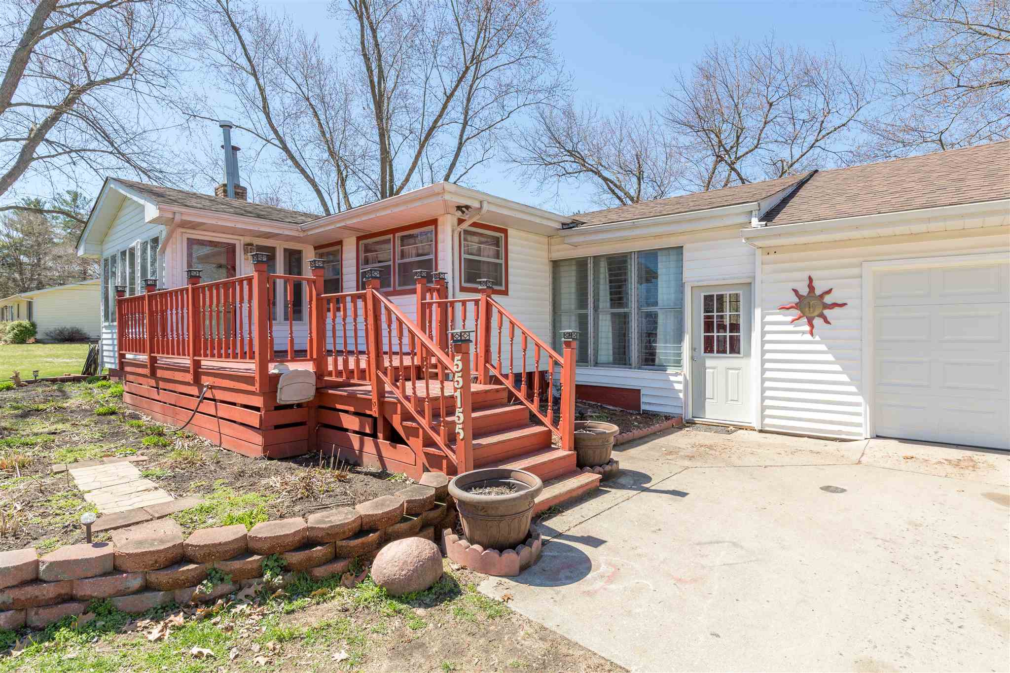 55155 Sundown Road South Bend, IN 46628 - Photo 3 of 36 Gallery Image 3