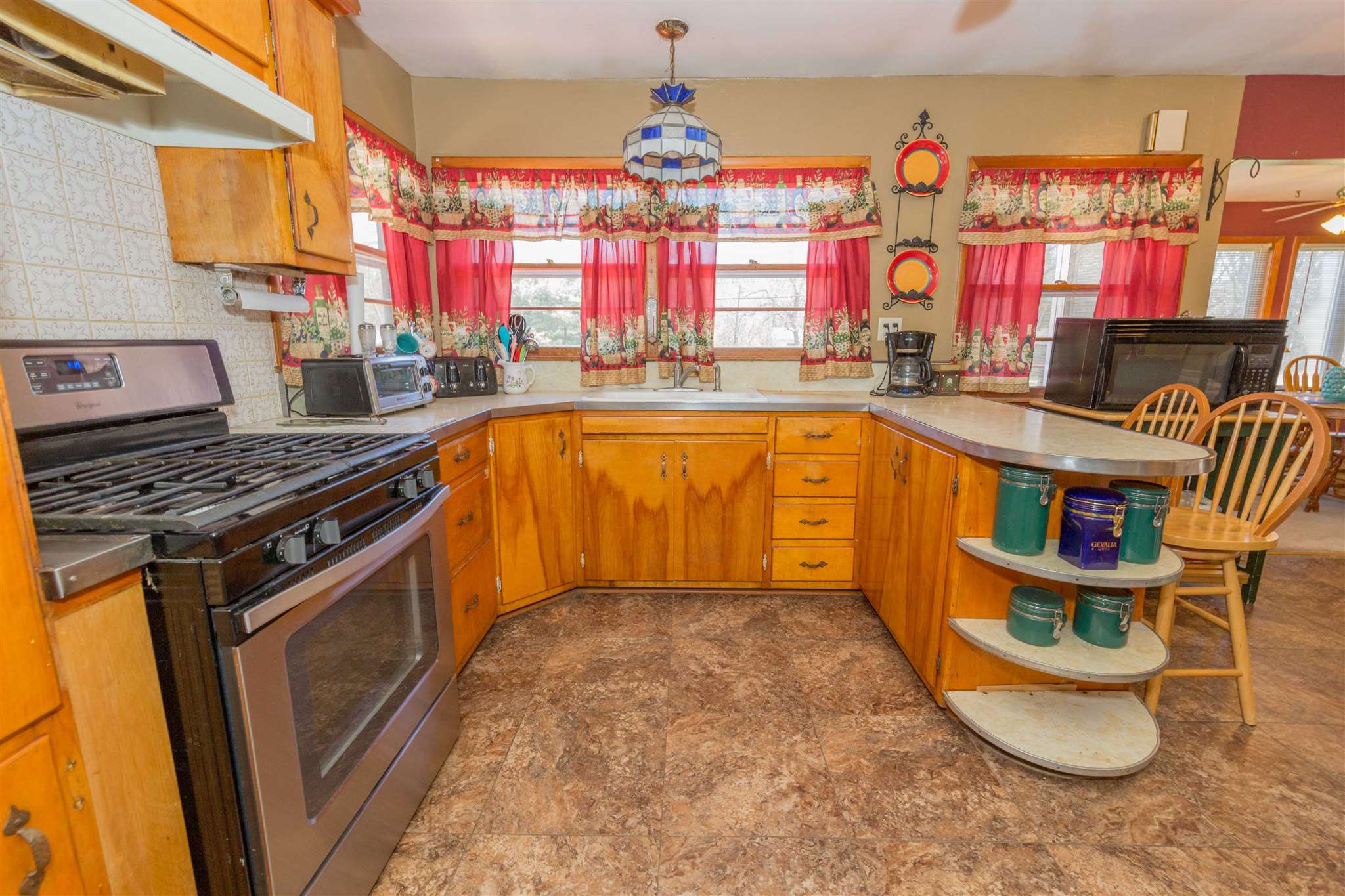 55155 Sundown Road South Bend, IN 46628 - Photo 4 of 36 Gallery Image 4