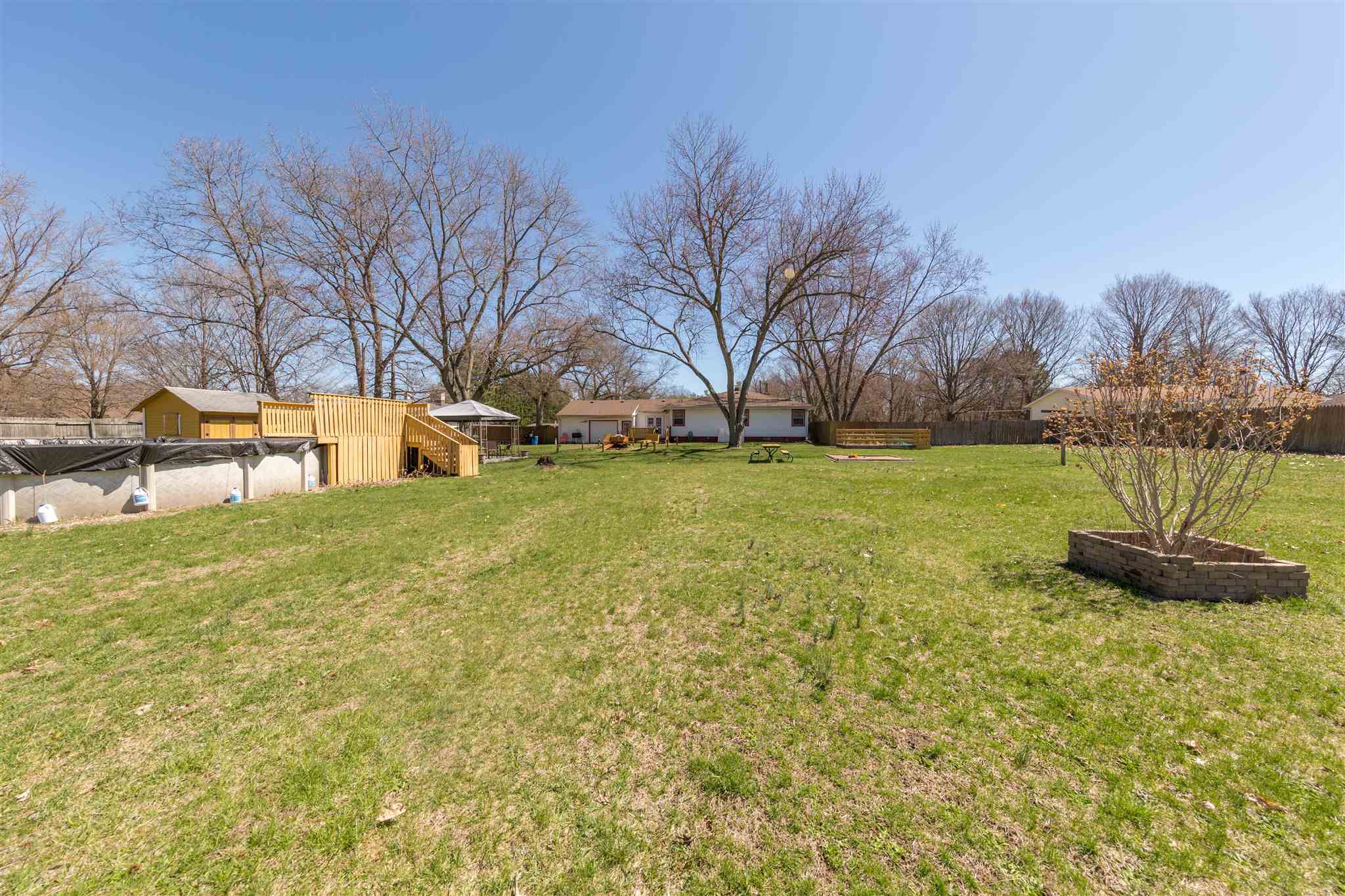 55155 Sundown Road South Bend, IN 46628 - Photo 35 of 36 Gallery Image 35