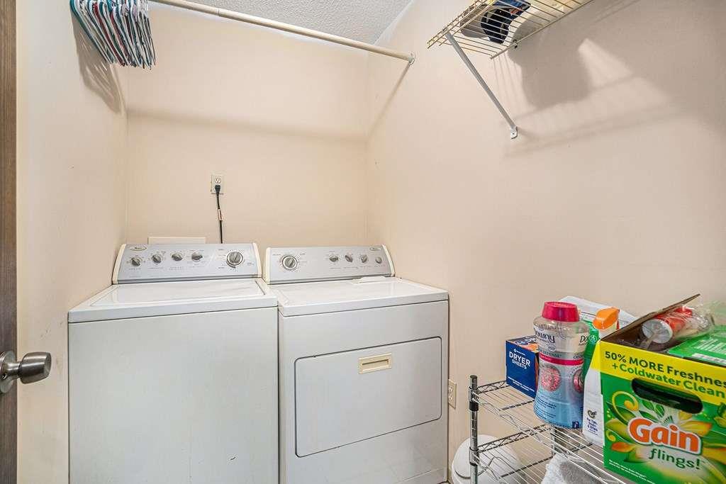 370 Davis Road Blue Ridge, GA 30513 - Photo 30 of 47 a utility room with dryer and washer