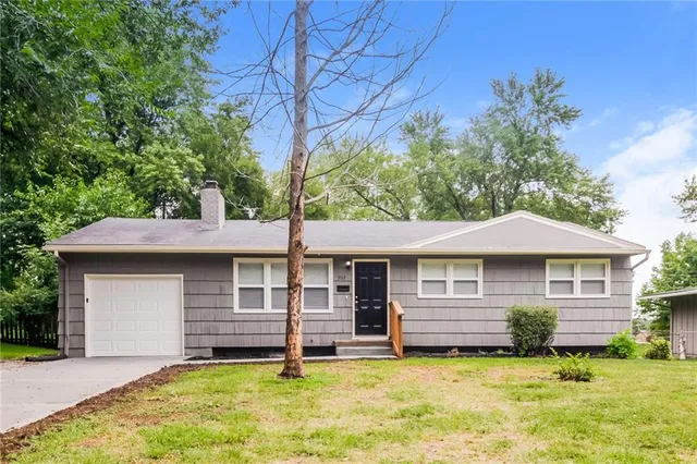 $1,630 | 707 Mulberry Street, Belton, MO 64012