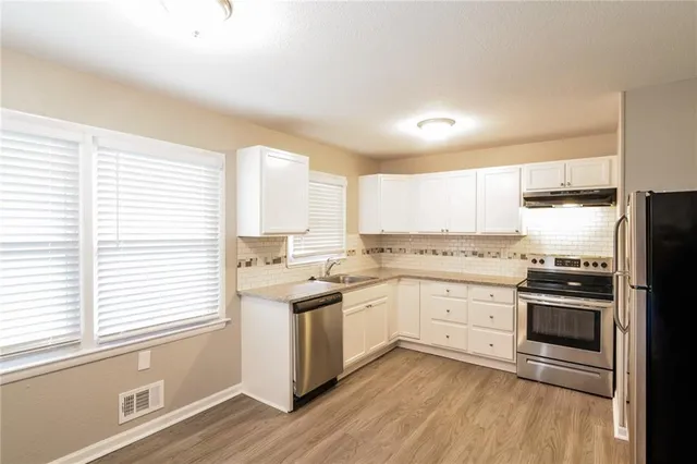 $1,630 | 707 Mulberry Street, Belton, MO 64012