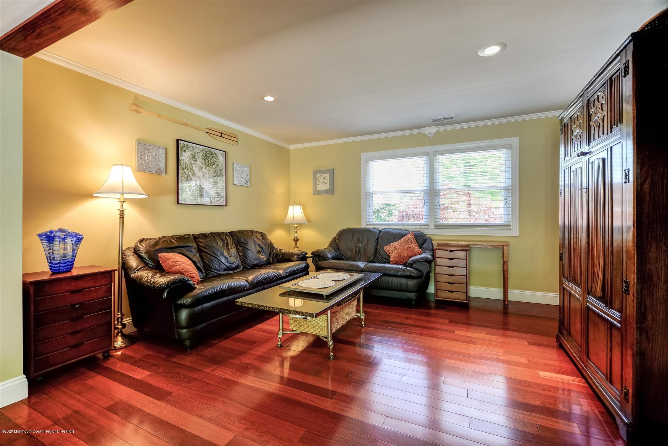 16 Eliot Road Manalapan, NJ 07726 - Photo 14 of 35 GREAT ROOM