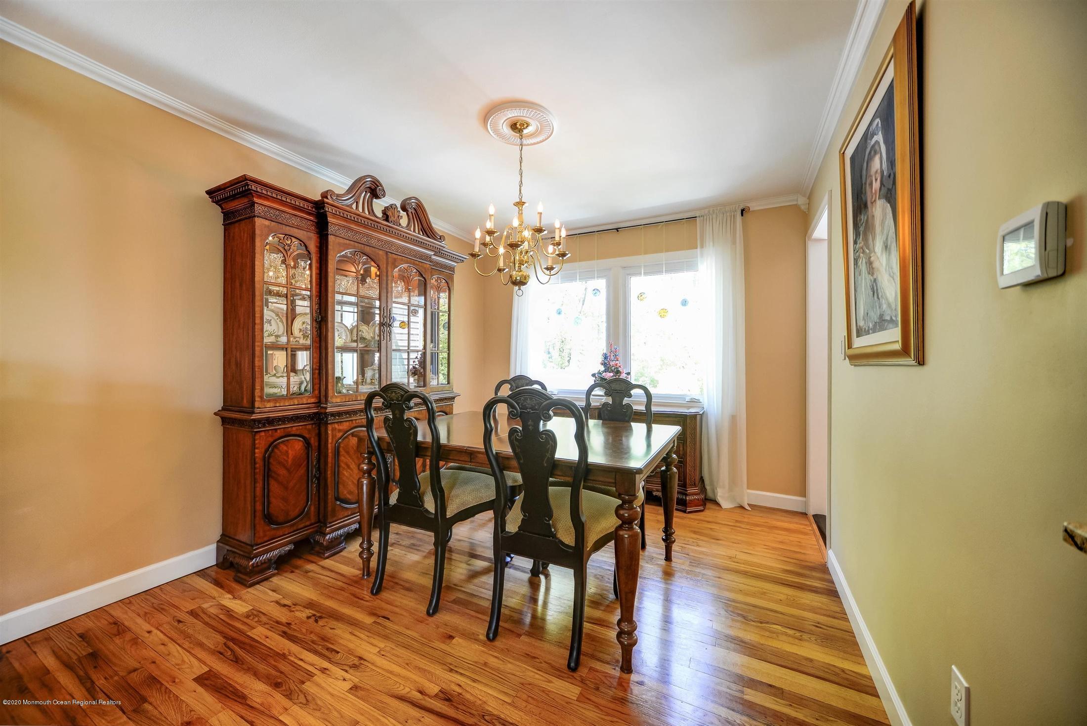 16 Eliot Road Manalapan, NJ 07726 - Photo 8 of 35 DINING ROOM
