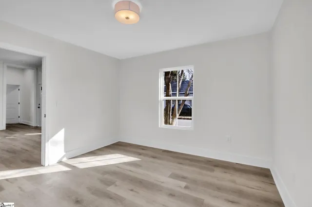 $259,999 | 14 19th Street, Greer, SC 29651