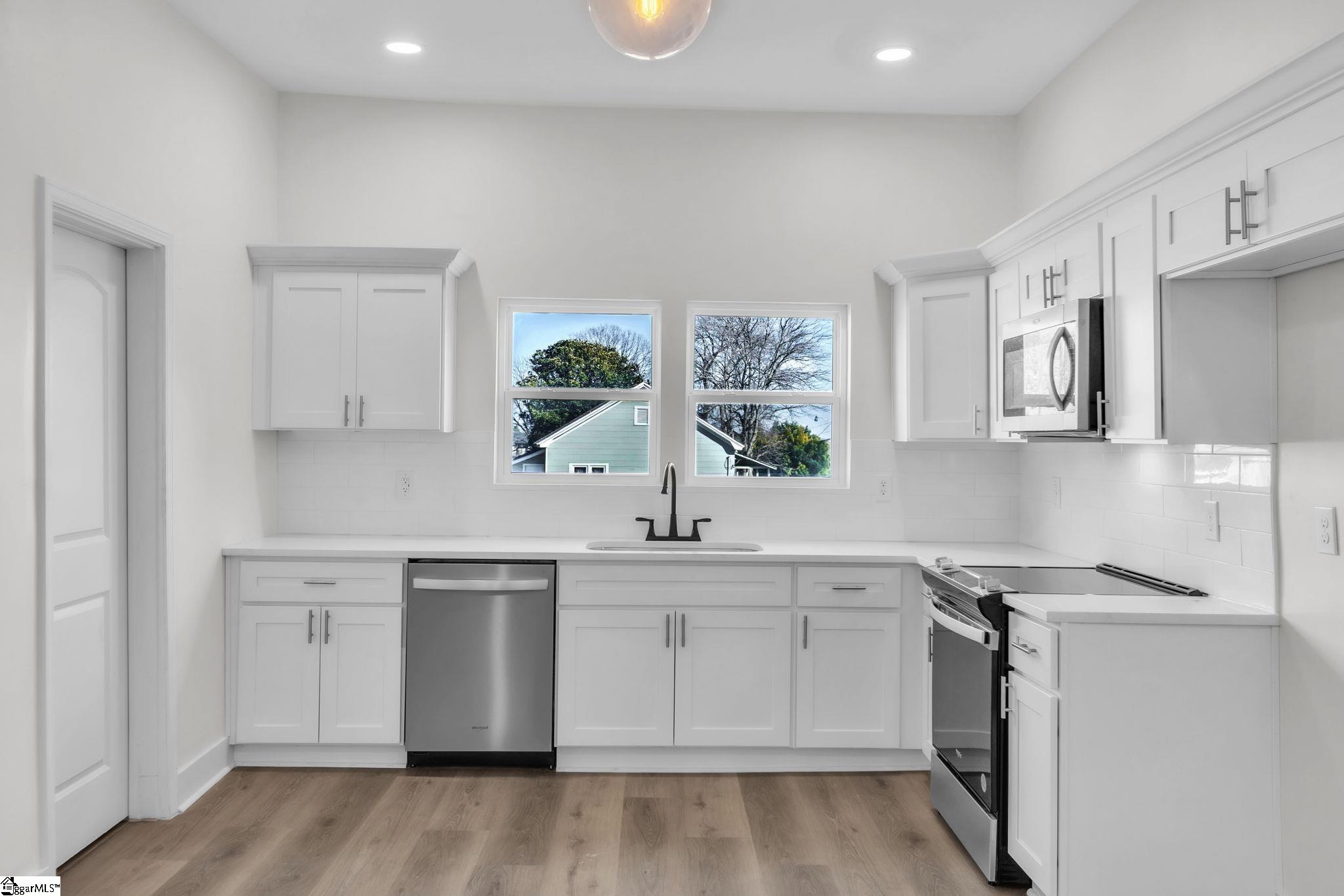 14 19th Street Greer, SC 29651 - Photo 10 of 26