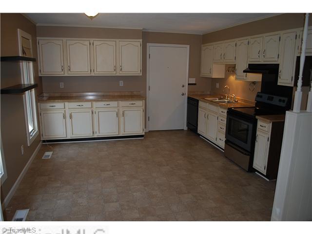 1610 Hauser Road Lewisville, NC 27023 - Photo 2 of 16 Kitchen.