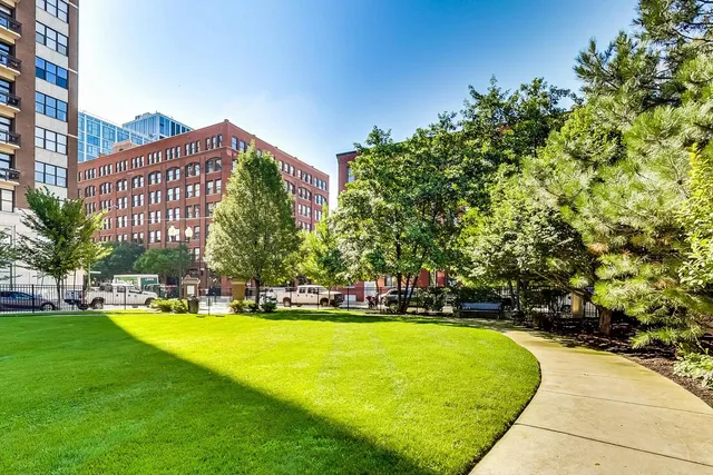 $310,000 | 849 North Franklin Street, Unit 1110, Chicago, IL 60610