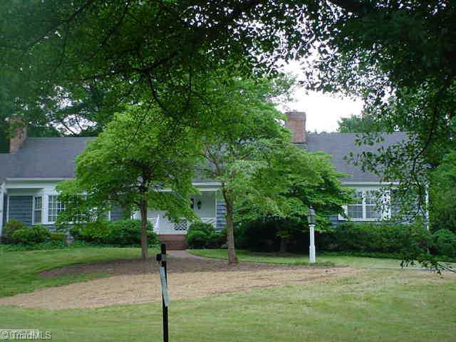 1035 Rockford Road High Point, NC 27262 - Photo 1 of 11 Exterior Front.