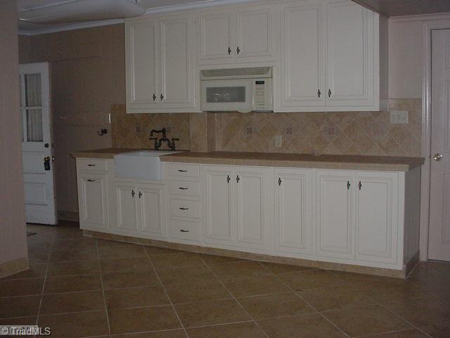 1035 Rockford Road High Point, NC 27262 - Photo 11 of 11 Remarks. Bsmt Kitchenette
