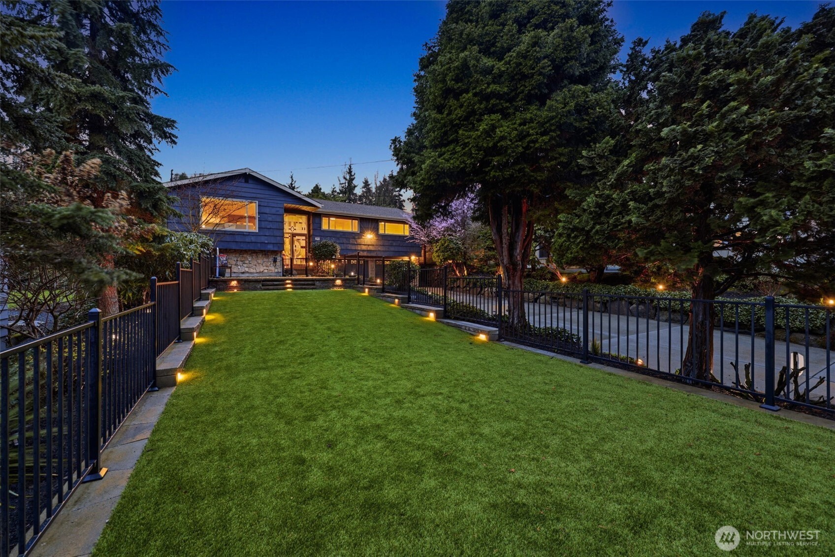 3601 Northeast 100th Street Seattle, WA 98115 - Photo 2 of 39