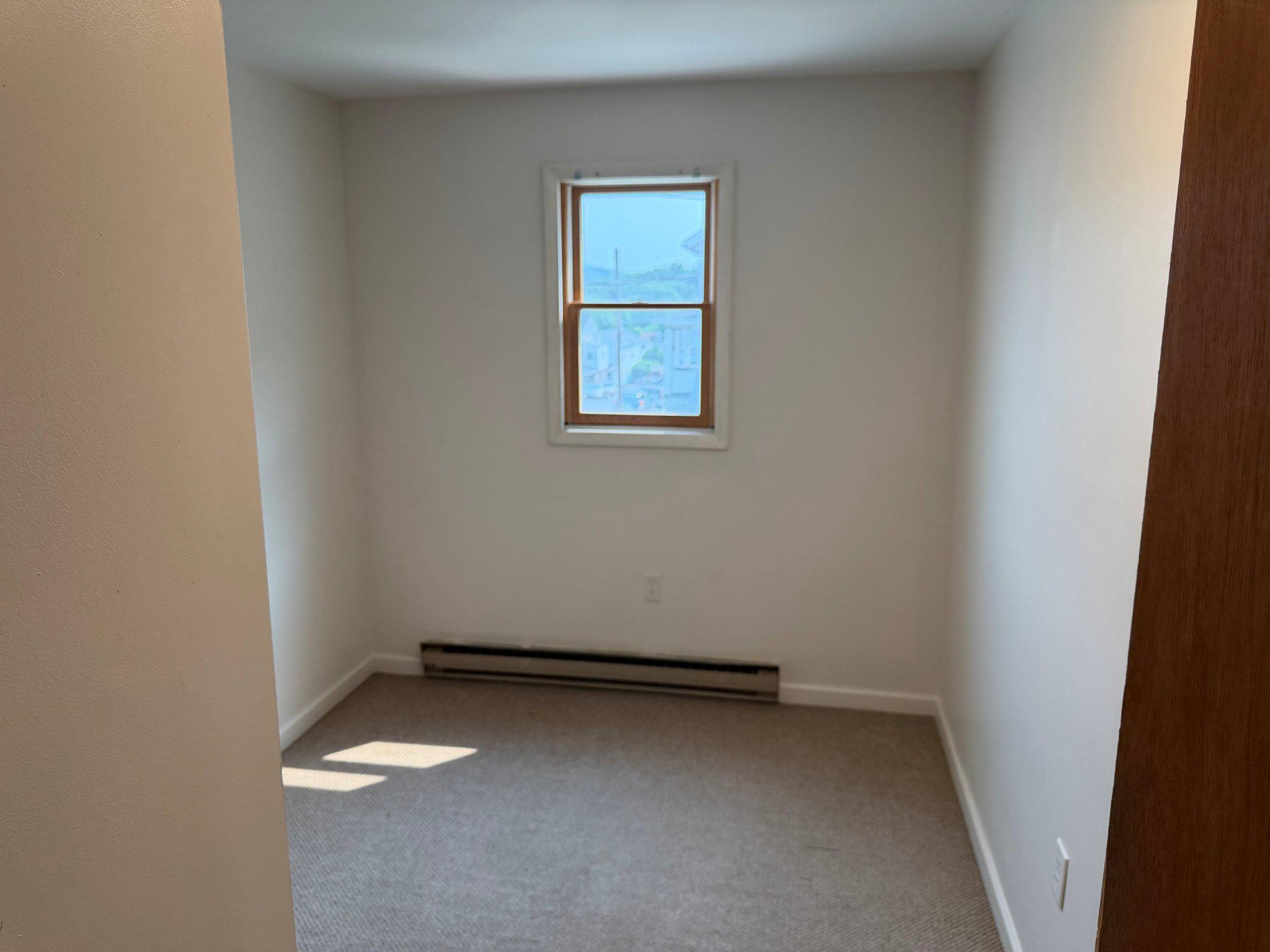 114 East Ruddle Street Coaldale, PA 18218 - Photo 8 of 29 First Floor Apartment Bedroom #1