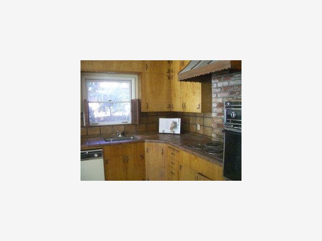 532 Alhambra Road San Mateo, CA 94402 - Photo 4 of 9 Gallery Image 4