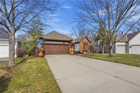 $600,000 | 26112 West 109th Street, Olathe, KS 66061