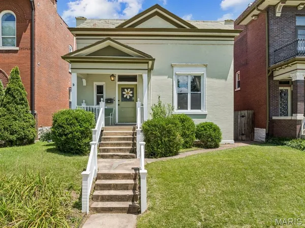 $275,000 | 2704 Louisiana Avenue, St. Louis, MO 63118