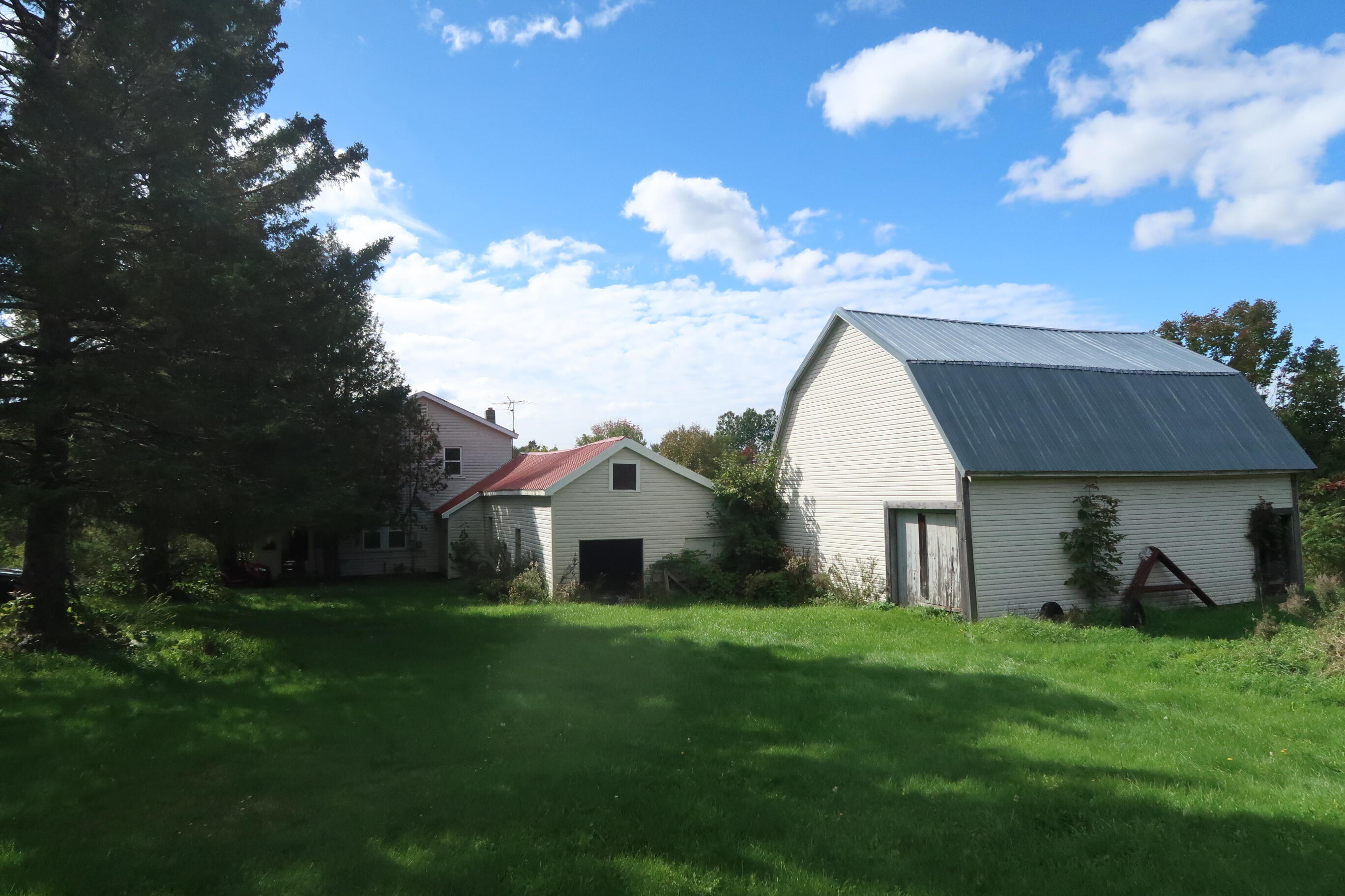 982 North Palermo Road Palermo, ME 04354 - Photo 3 of 32 IMG_0008