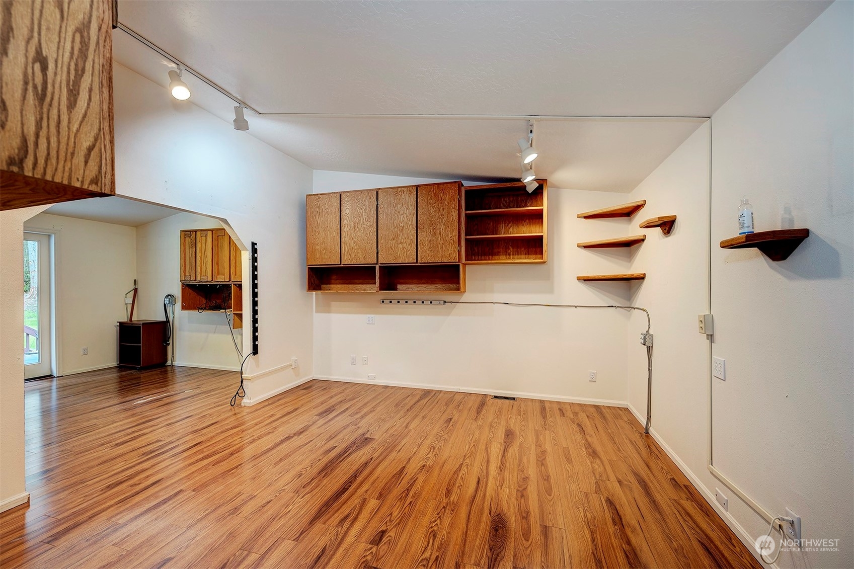 4214 Junco Road Greenbank, WA 98253 - Photo 13 of 29 Gallery Image 13