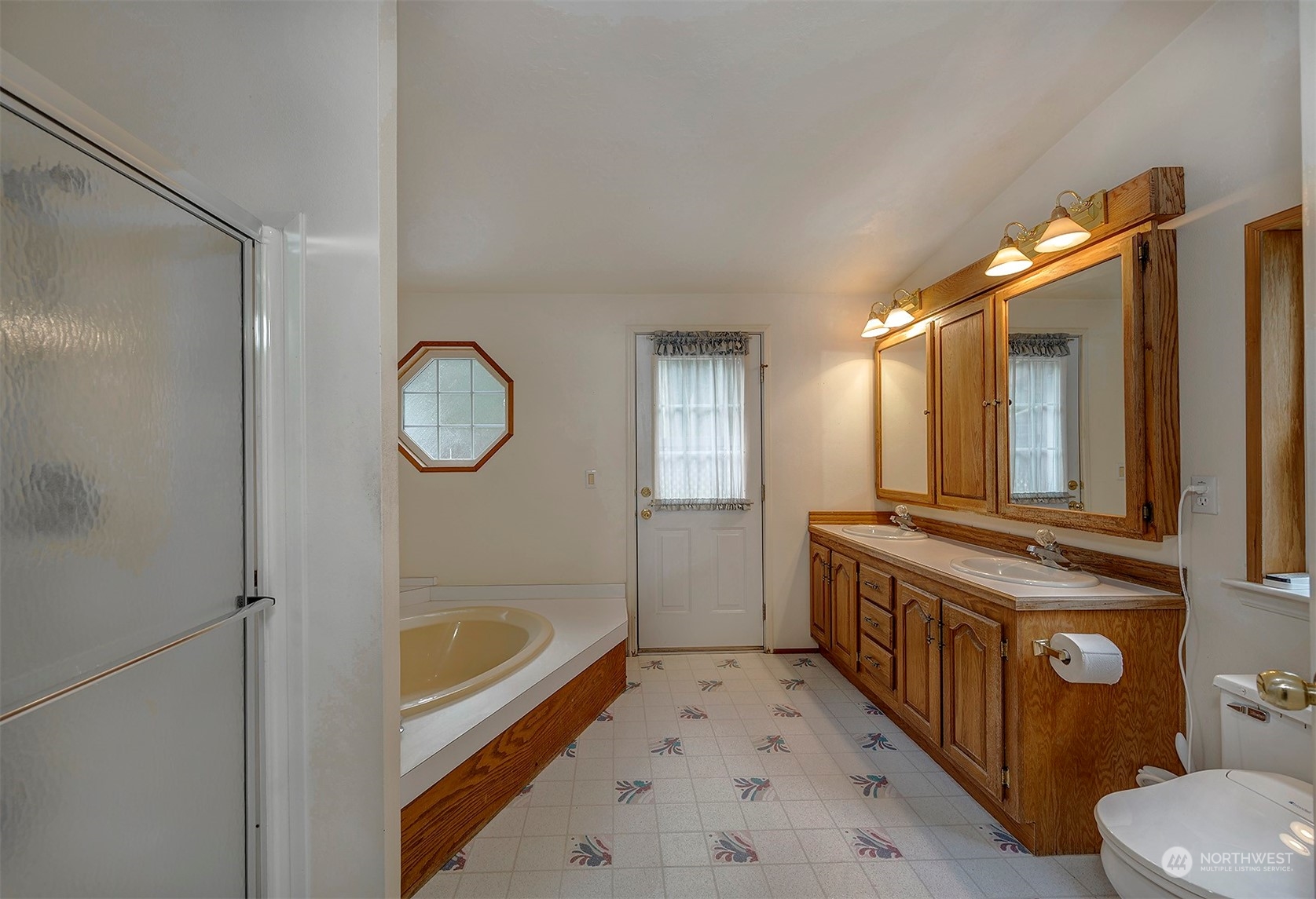4214 Junco Road Greenbank, WA 98253 - Photo 23 of 29 Gallery Image 23
