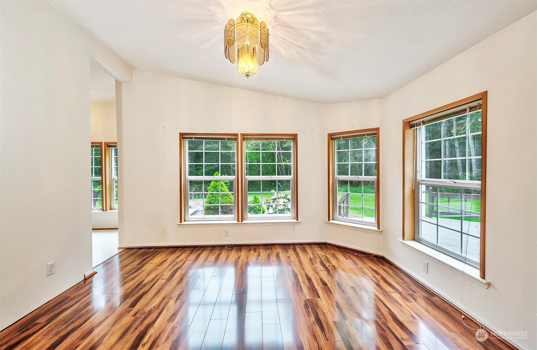 4214 Junco Road Greenbank, WA 98253 - Photo 6 of 29 Gallery Image 6