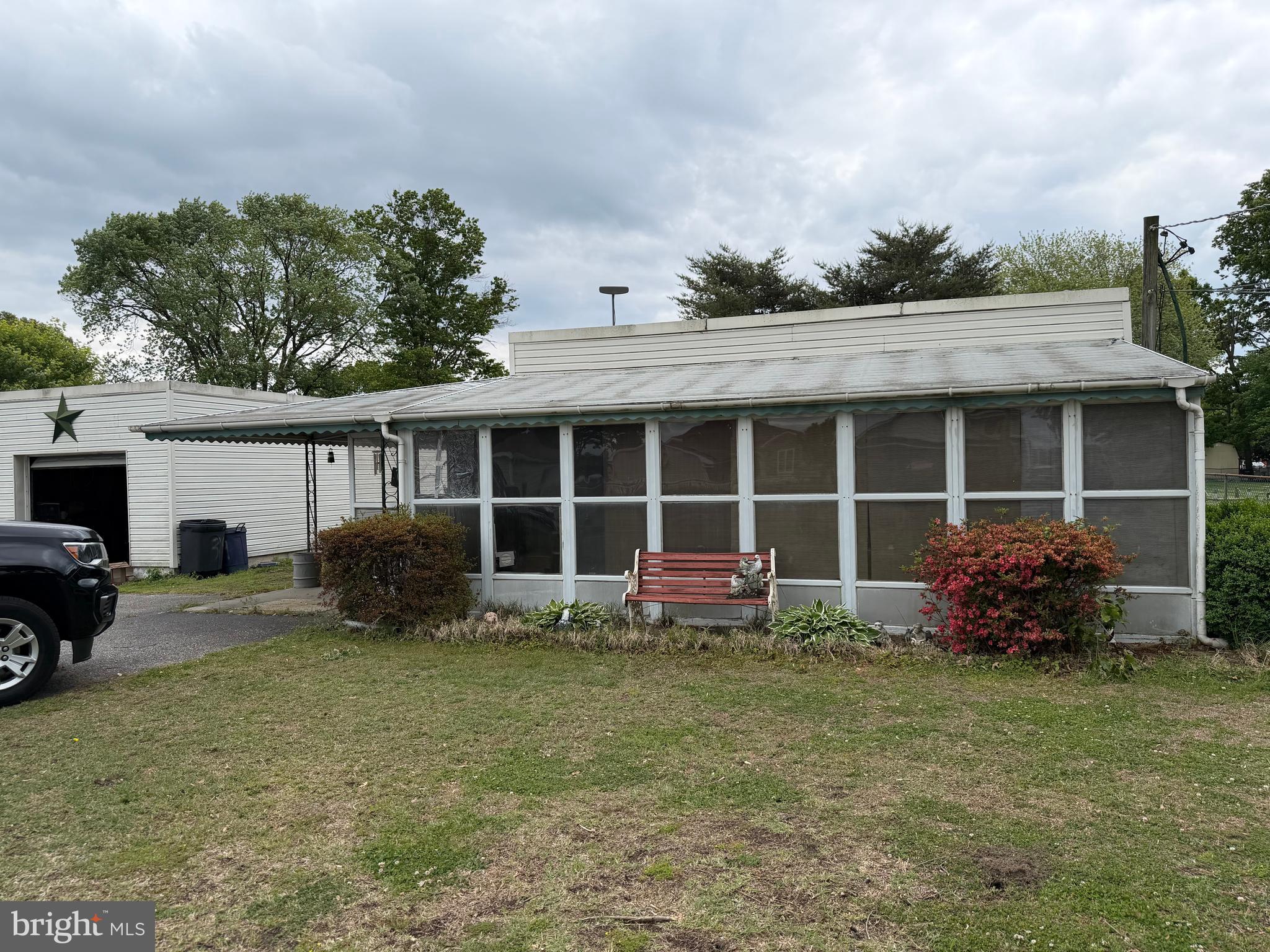 2023 Tred Avon Road Baltimore, MD 21221 - Photo 3 of 22