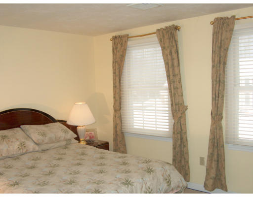 25 Carter Road Shrewsbury, MA 01545 - Photo 18 of 30 Gallery Image 18