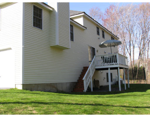 25 Carter Road Shrewsbury, MA 01545 - Photo 28 of 30 Gallery Image 28