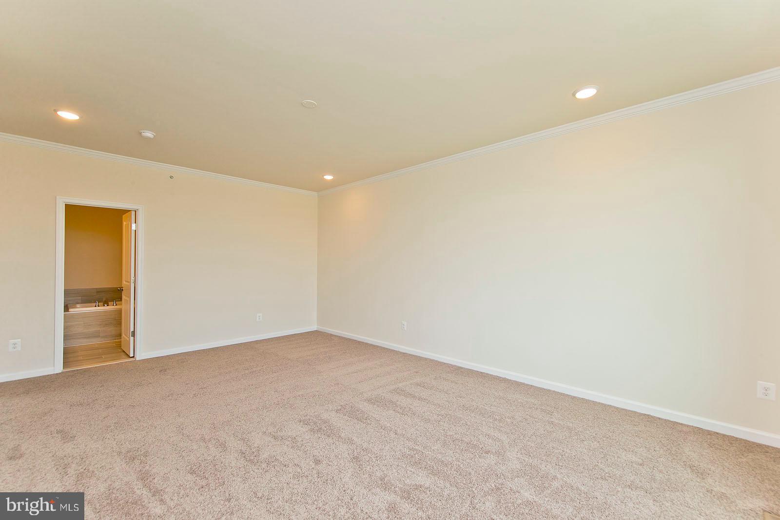 1122 Ribbon Limestone Terrace Southeast Leesburg, VA 20175 - Photo 25 of 57 Gallery Image 25