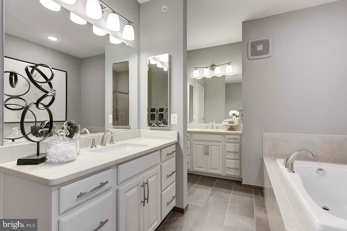1122 Ribbon Limestone Terrace Southeast Leesburg, VA 20175 - Photo 45 of 57 Master Bathroom