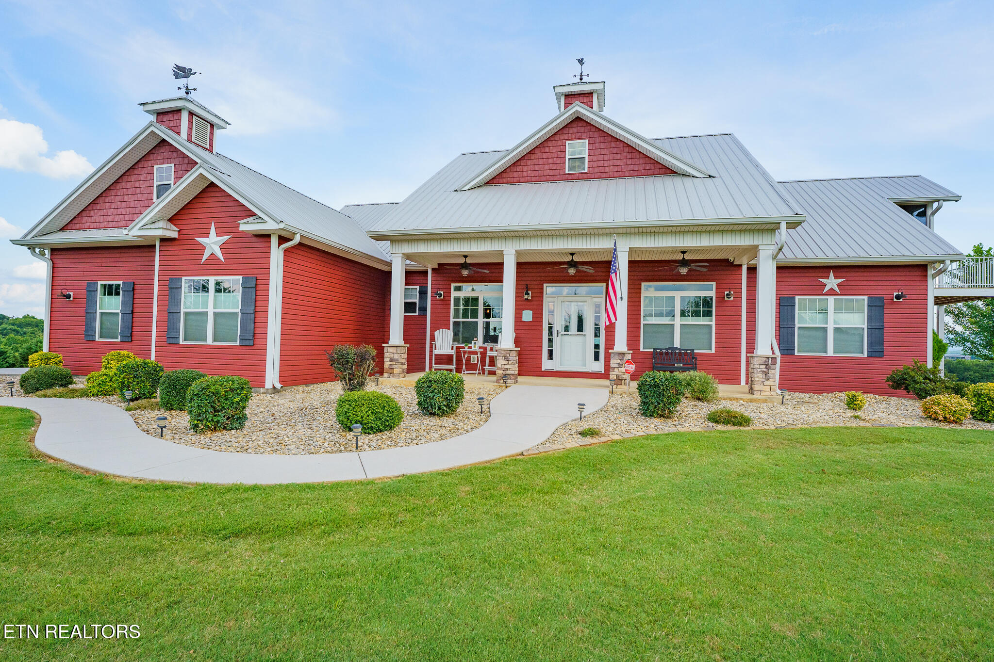 2777 Brethren Church Road White Pine, TN 37890 - Photo 2 of 53 Indoor Photo_-94
