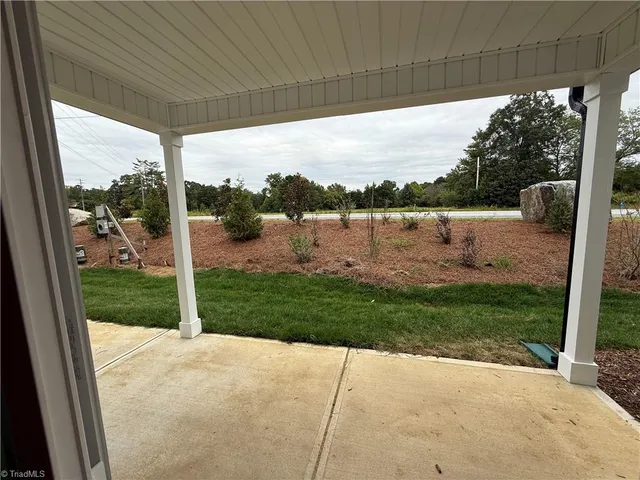 $394,990 | 204 Oakdale Frst Court, Jamestown, NC 27282