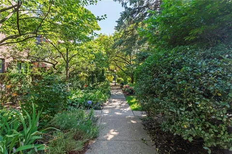 $450,000 | 561 South Negley Avenue, Unit 4, Pittsburgh, PA 15232