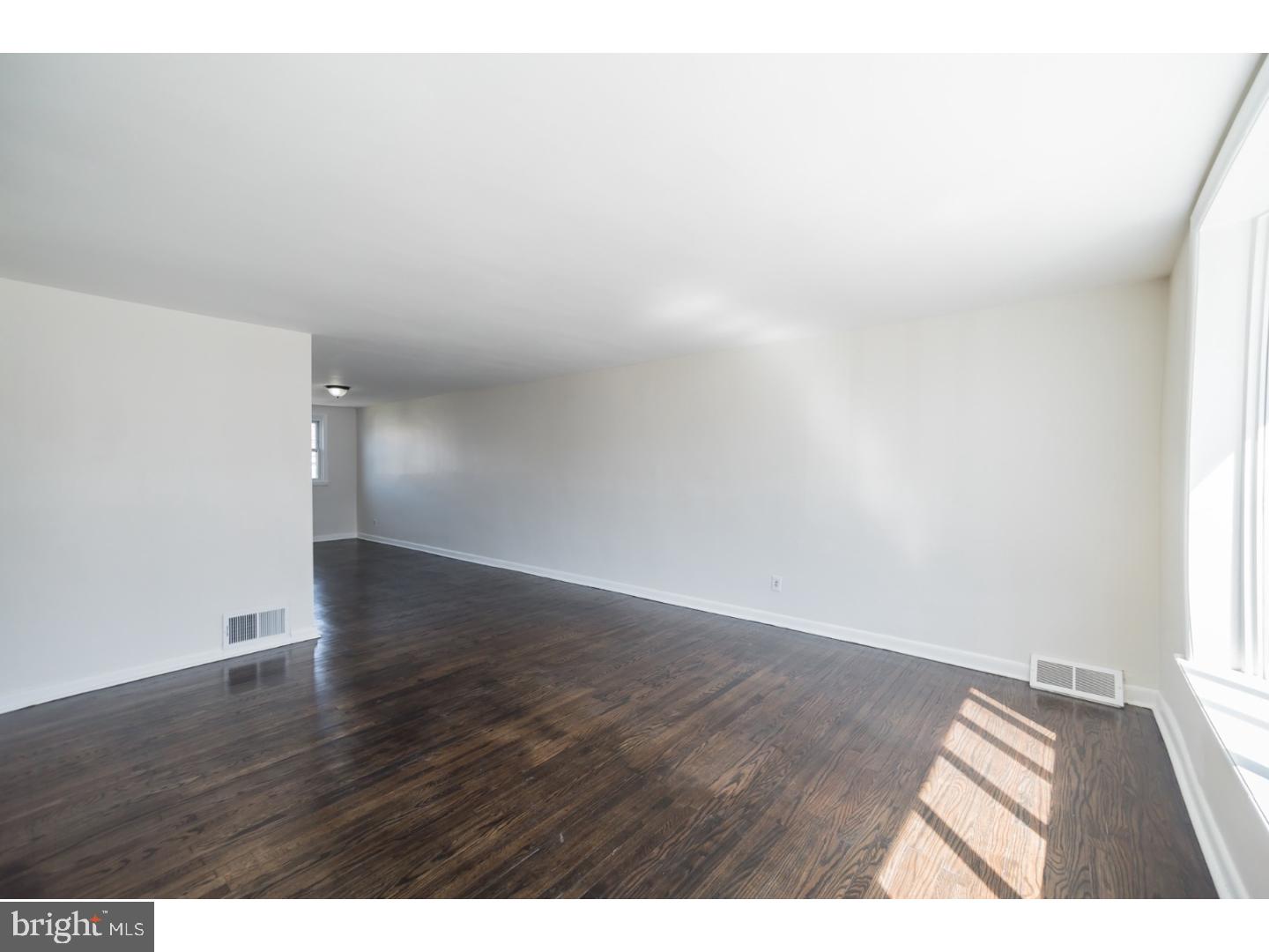 11730 Denman Road Philadelphia, PA 19154 - Photo 17 of 23 Gallery Image 17