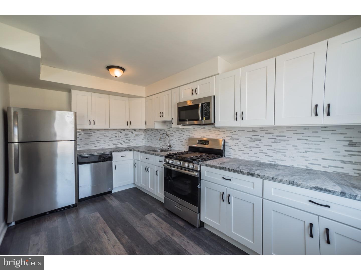 11730 Denman Road Philadelphia, PA 19154 - Photo 4 of 23 Gallery Image 4