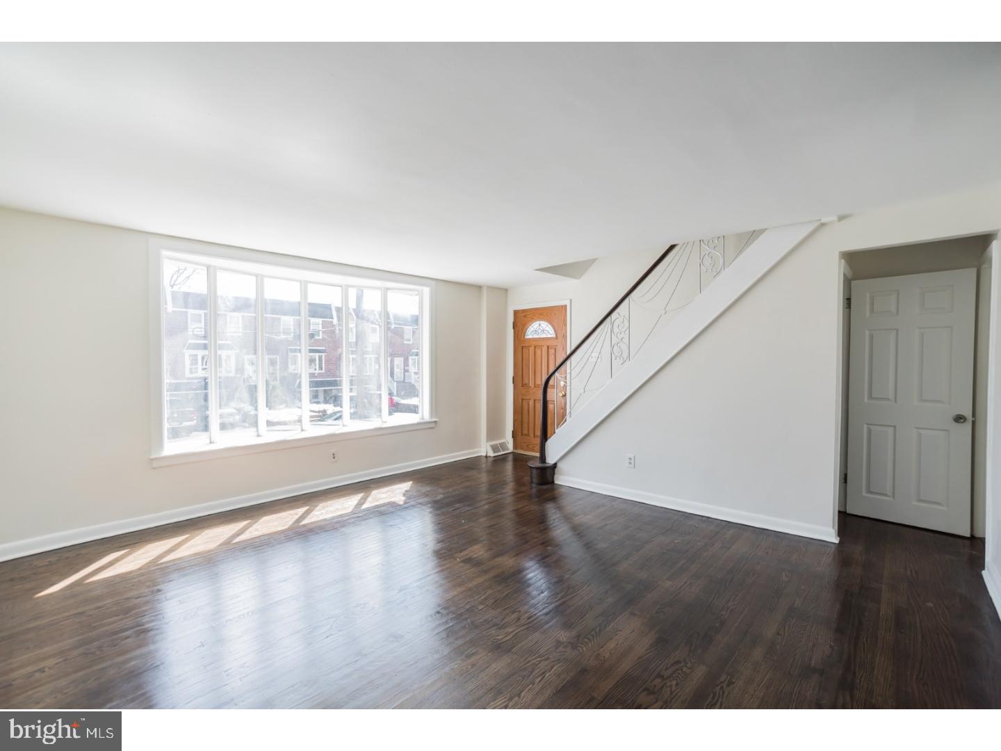 11730 Denman Road Philadelphia, PA 19154 - Photo 5 of 23 Gallery Image 5