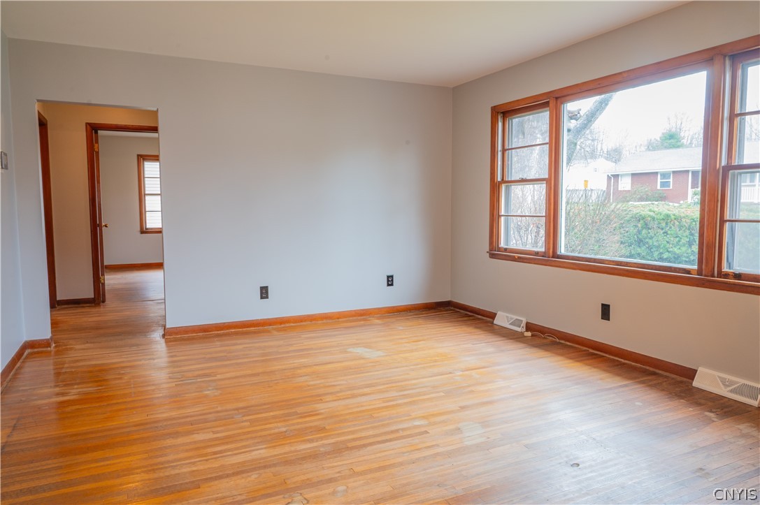 5685 Mapleton Drive Schuyler, NY 13502 - Photo 6 of 35