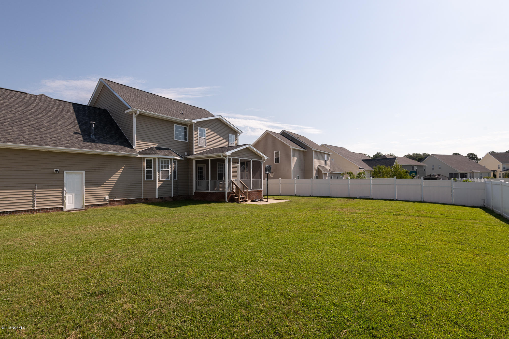 4004 Dublin Road Winterville, NC 28590 - Photo 7 of 41 4004_Dublin-10