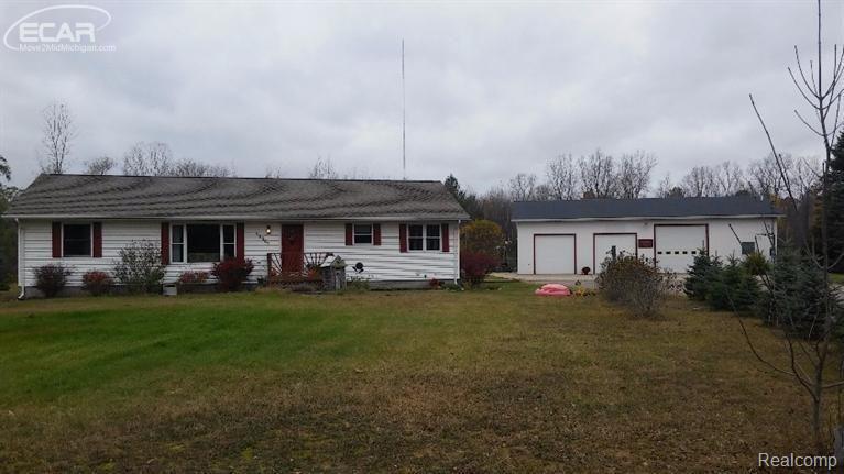 14201 Tuscola Road Clio, MI 48420 - Photo 2 of 38 30053429 - Copy.jpg