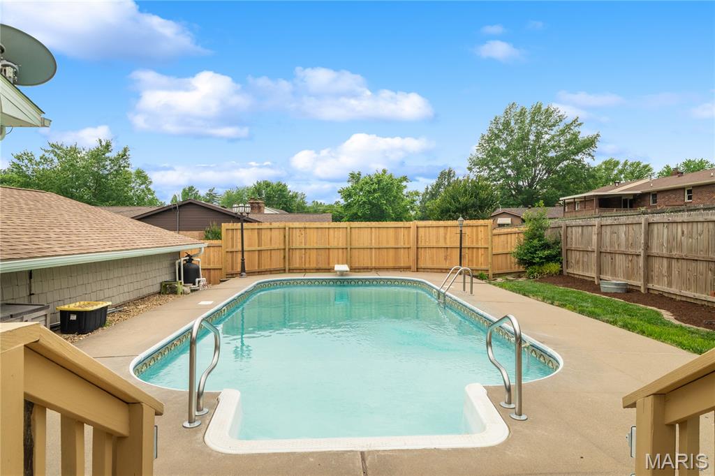 640 Strawberry Lane Jackson, MO 63755 - Photo 2 of 42