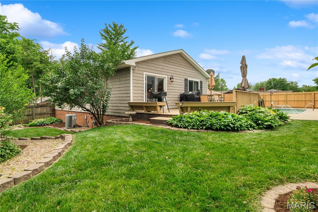 640 Strawberry Lane Jackson, MO 63755 - Photo 3 of 42