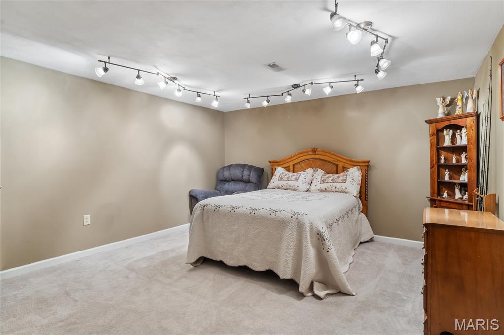 640 Strawberry Lane Jackson, MO 63755 - Photo 35 of 42